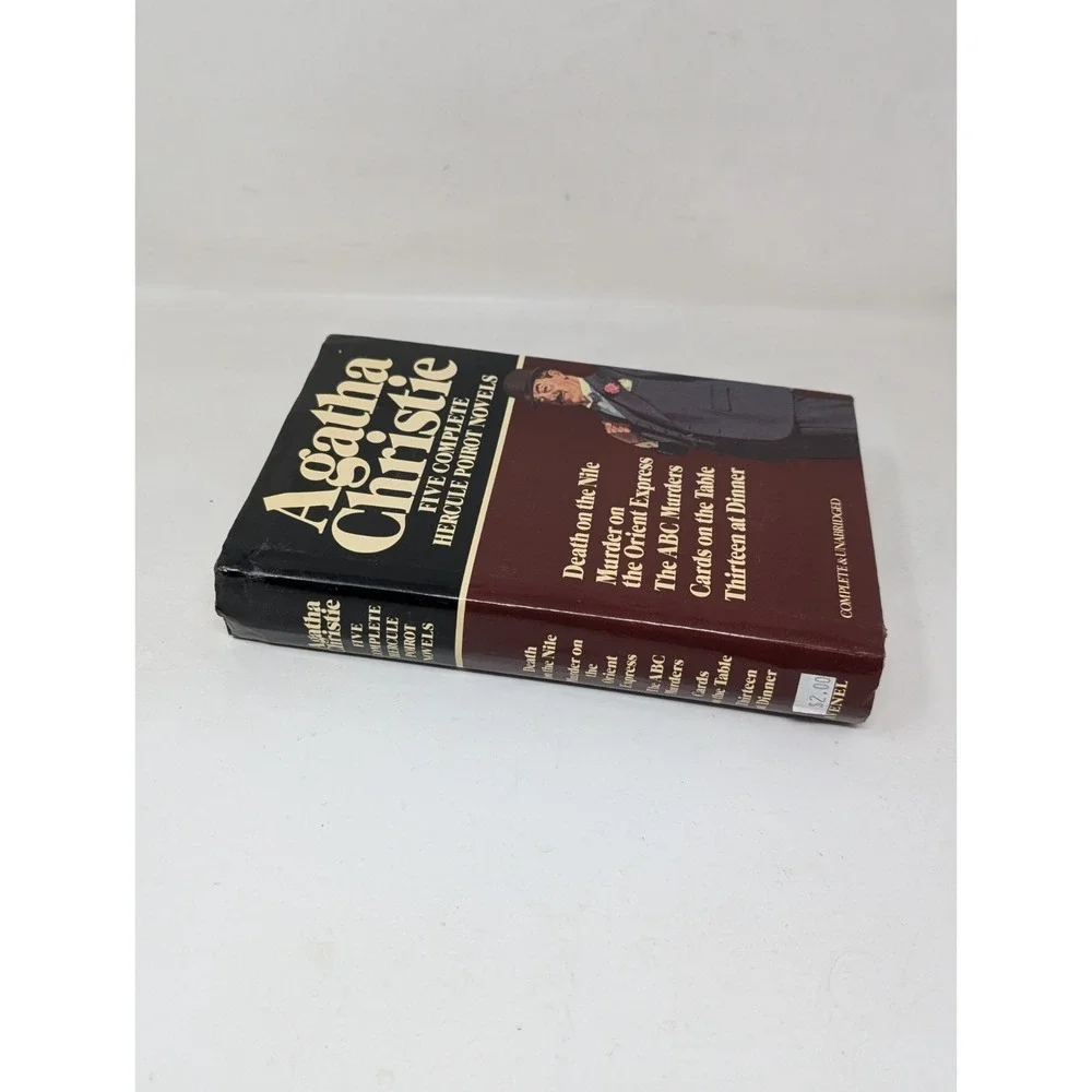 Five Complete Hercule Poirot‎ Novels by Agatha Christie Vintage 1980 80s Omnibus